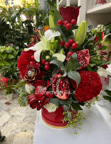 Bouquet assortito di fiori freschi colorati. » Fiorista a Pomezia, acquisto  online, invio e consegna a domicilio di fiori e piante a Pomezia.
