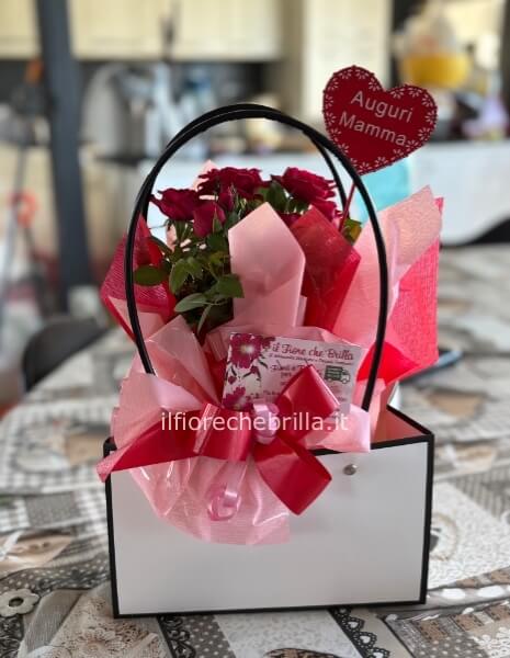 Borsetta con pianta di roselline rossa fuxia, rosa, gialla e bianca